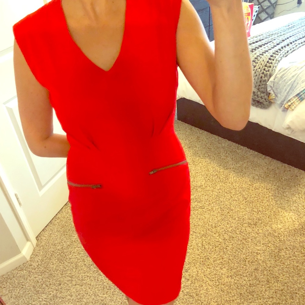 ✨Little red dress